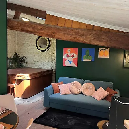 Romantic And Charming With Private For 2 People * Chambon (Vendee)